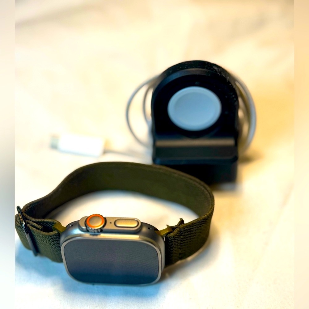 Apple Watch Ultra 2 49mm Titanium GPS LTE Verizon Unlocked  Smart Watch Cellular